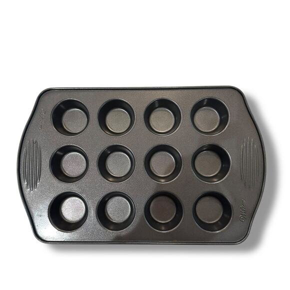 Wilton Mini Muffin Pan Tin Cheese Cake Egg Rounds Non-Stick 12 Holes Heavyweight - Picture 10 of 11